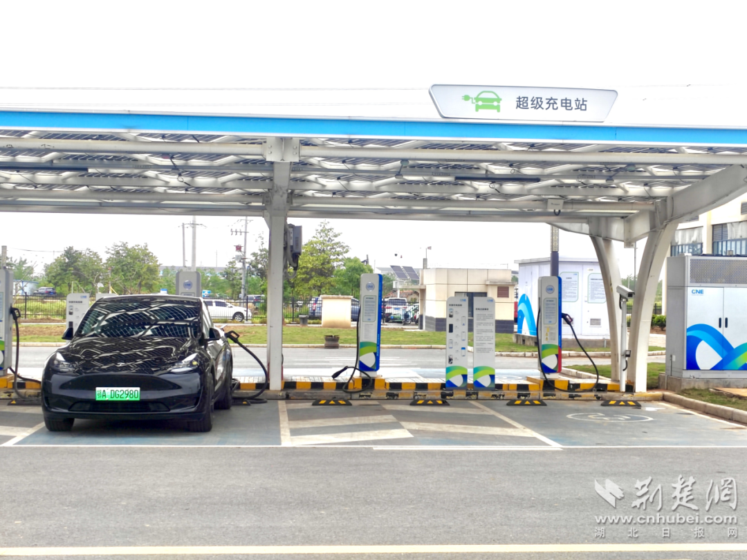 从 “有电充” 到 “电好充” 湖北交投新能源智慧护航春运归途