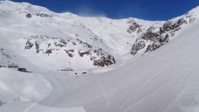 意大利阿尔卑斯山区发生多处雪崩 致4人死亡