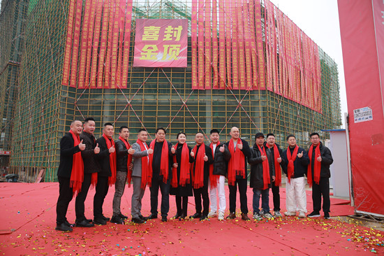  封顶！武汉蔡甸区又一地标性酒店今年国庆开门迎客