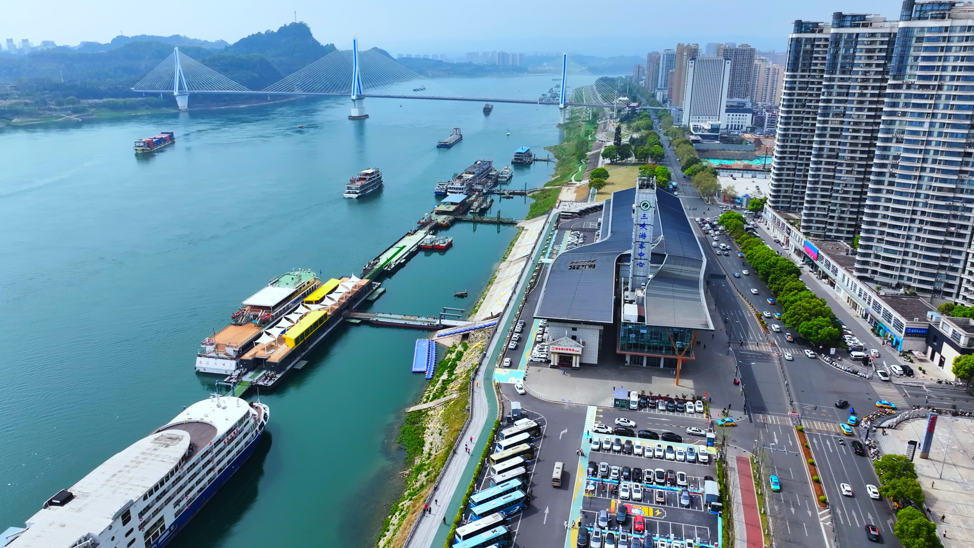 湖北省“港口功能优化提升”交通强国专项试点顺利通过交通运输部验收