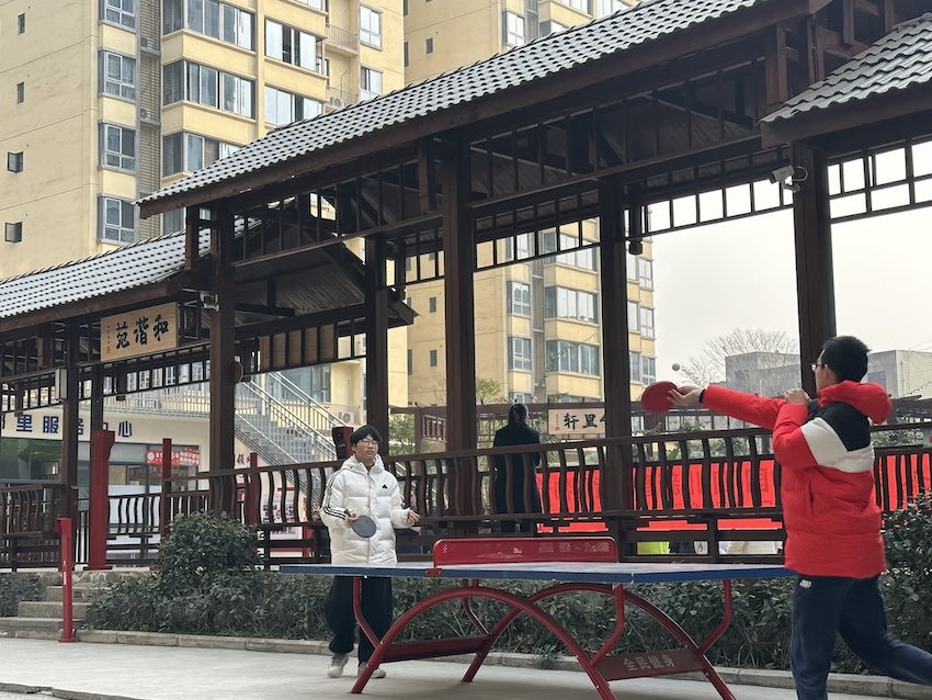 新春走基层|四川成都:小区“破墙记”