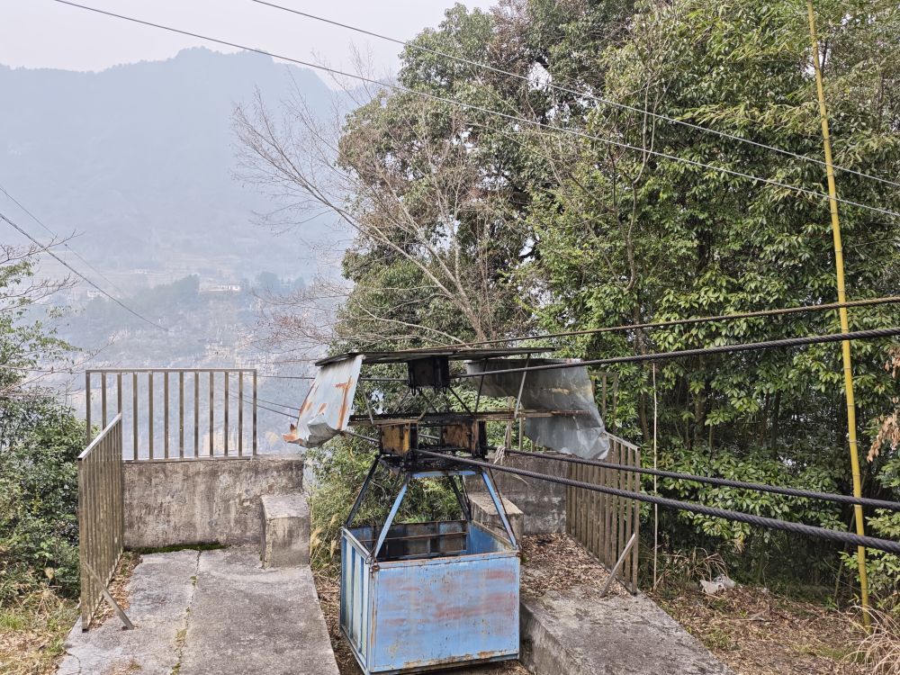 新春走基层｜绝壁之上，一个“索道村”的新生