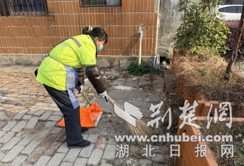 钟祥：辞旧迎新焕新颜 城管护航幸福年