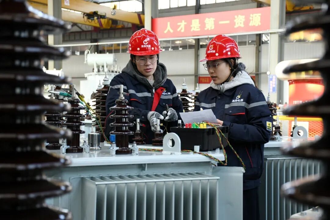 经济热点快评｜被“疯抢”的中国变压器，如何走得更稳