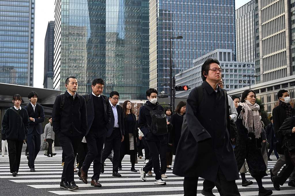 员工涉嫌欺诈客户 日本一保险公司暂停销售产品
