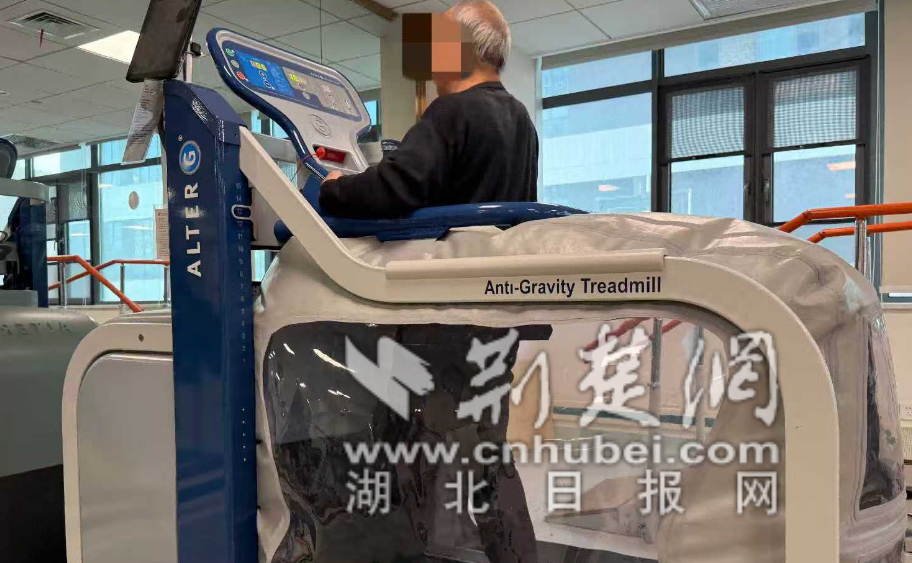  突破 “平衡困境”！65 岁脑梗患者重拾稳健步伐