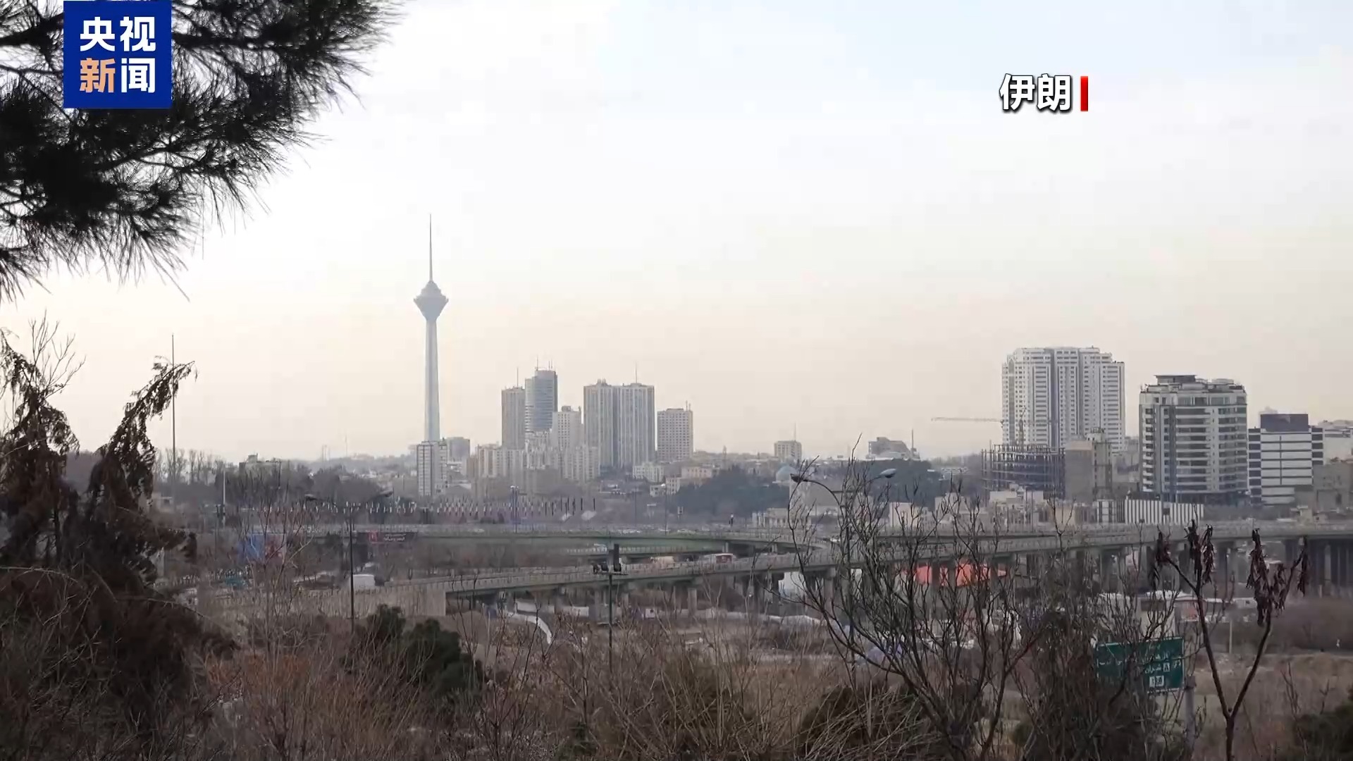  特朗普：首选通过外交手段解决伊朗核问题
