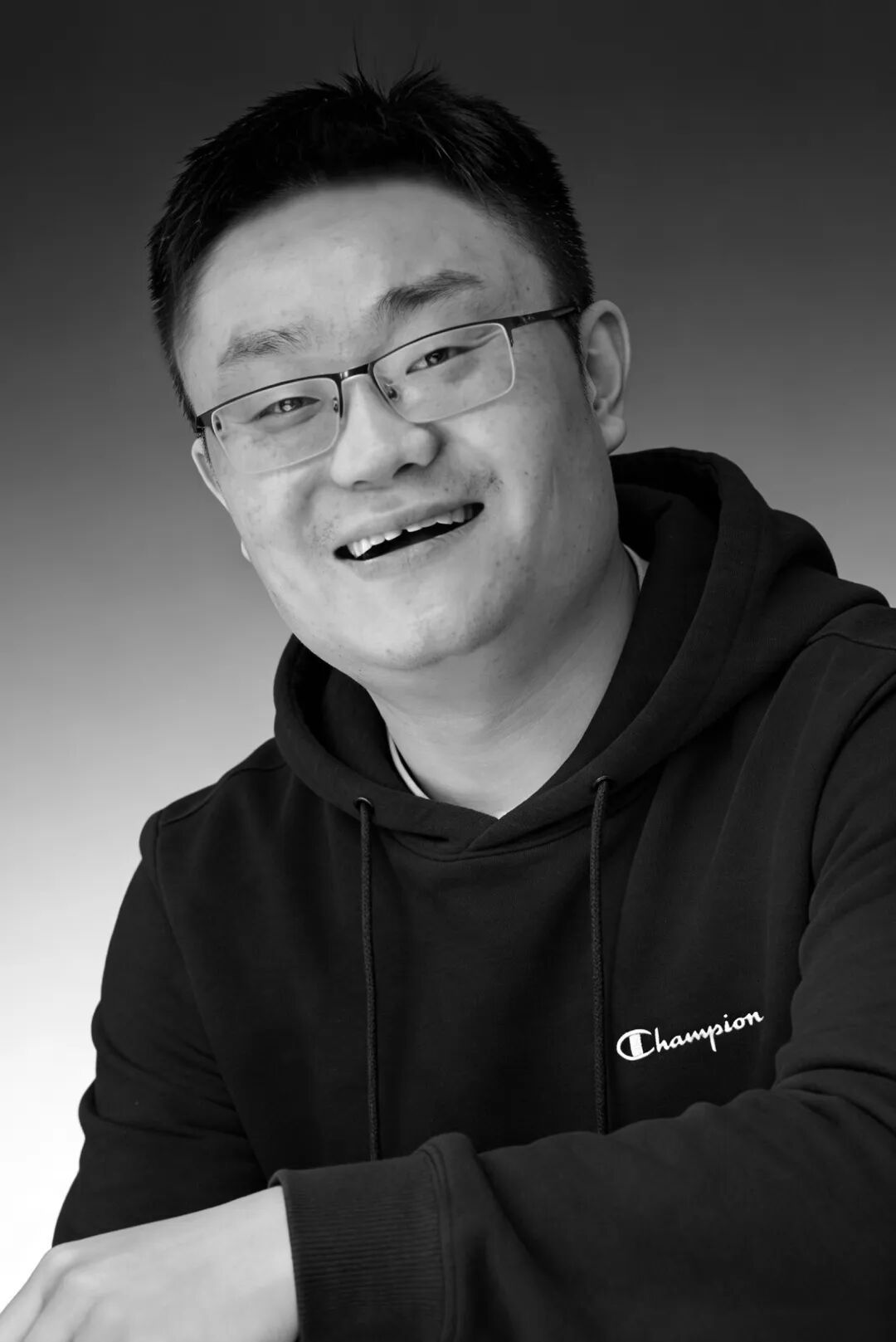 “樊骅，再见！樊骅，加油！”