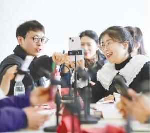 荆门东宝：免费技能培训拓宽就业路
