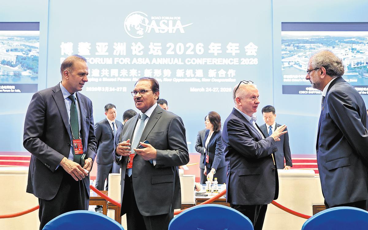 China vows to further expand opening