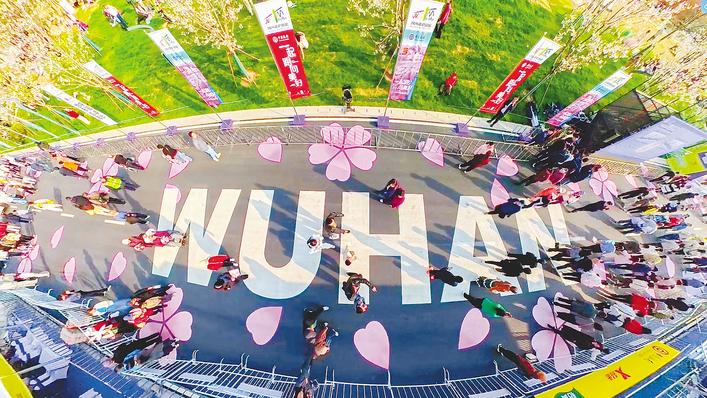 “汉马”十年足音铿锵(图3)