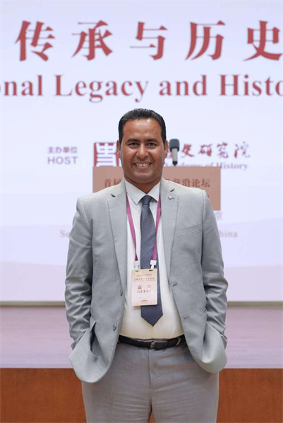 “期待埃中进一步深化文明交流互鉴” ——访埃及考古学家、卢克索博物馆馆长阿拉·曼沙维