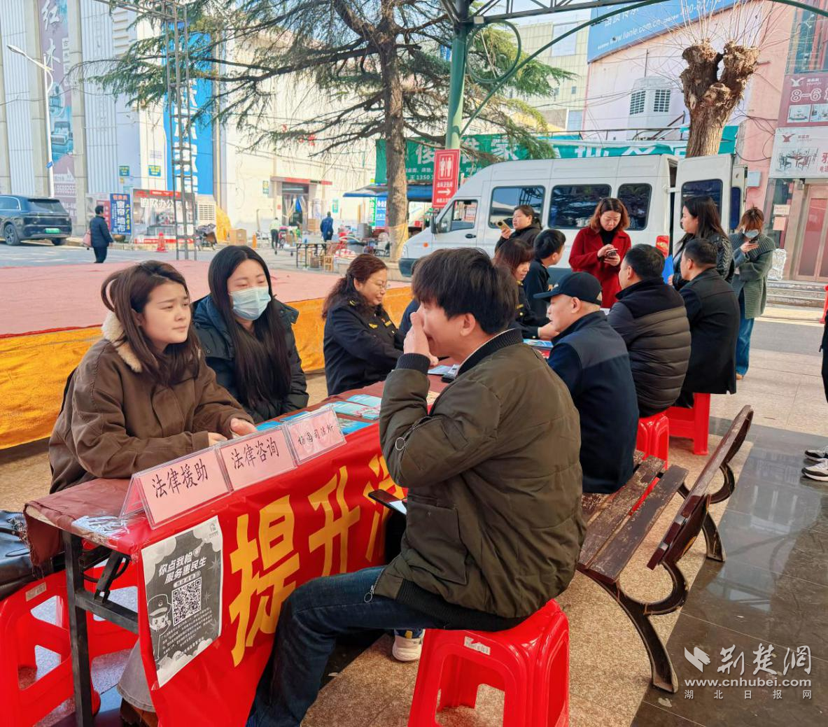  提升消费品质  优化消费环境