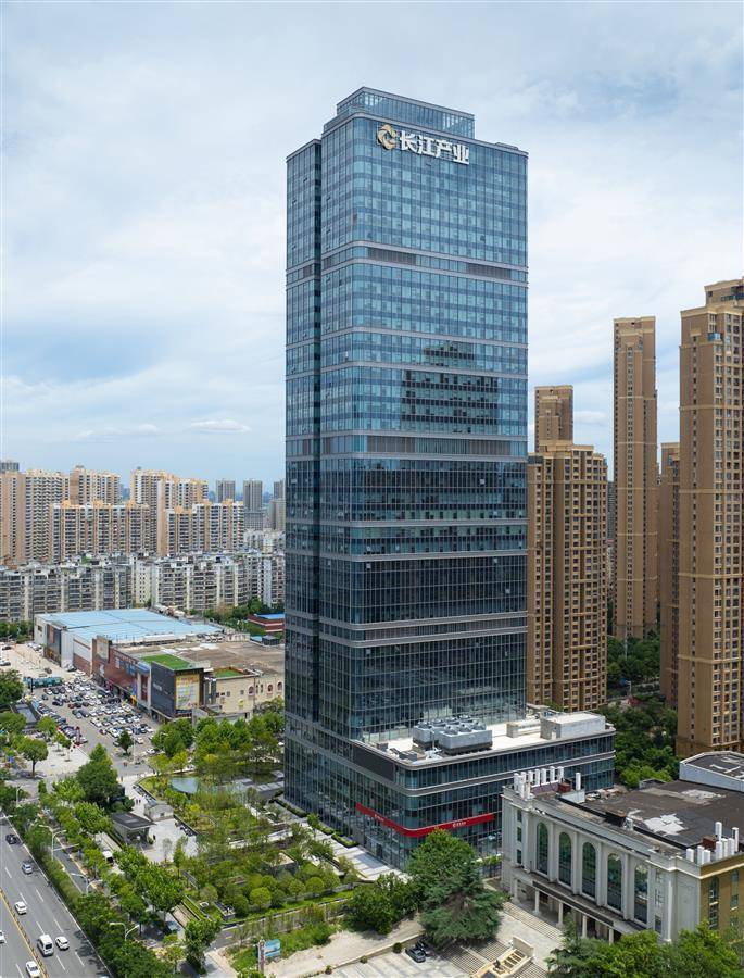  赋能五大优势产业   长江产业集团设立基金规模逾7000亿元