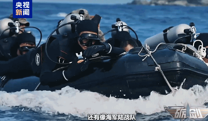 大场面！直击海、陆、空、火箭军联合登陆抢滩现场