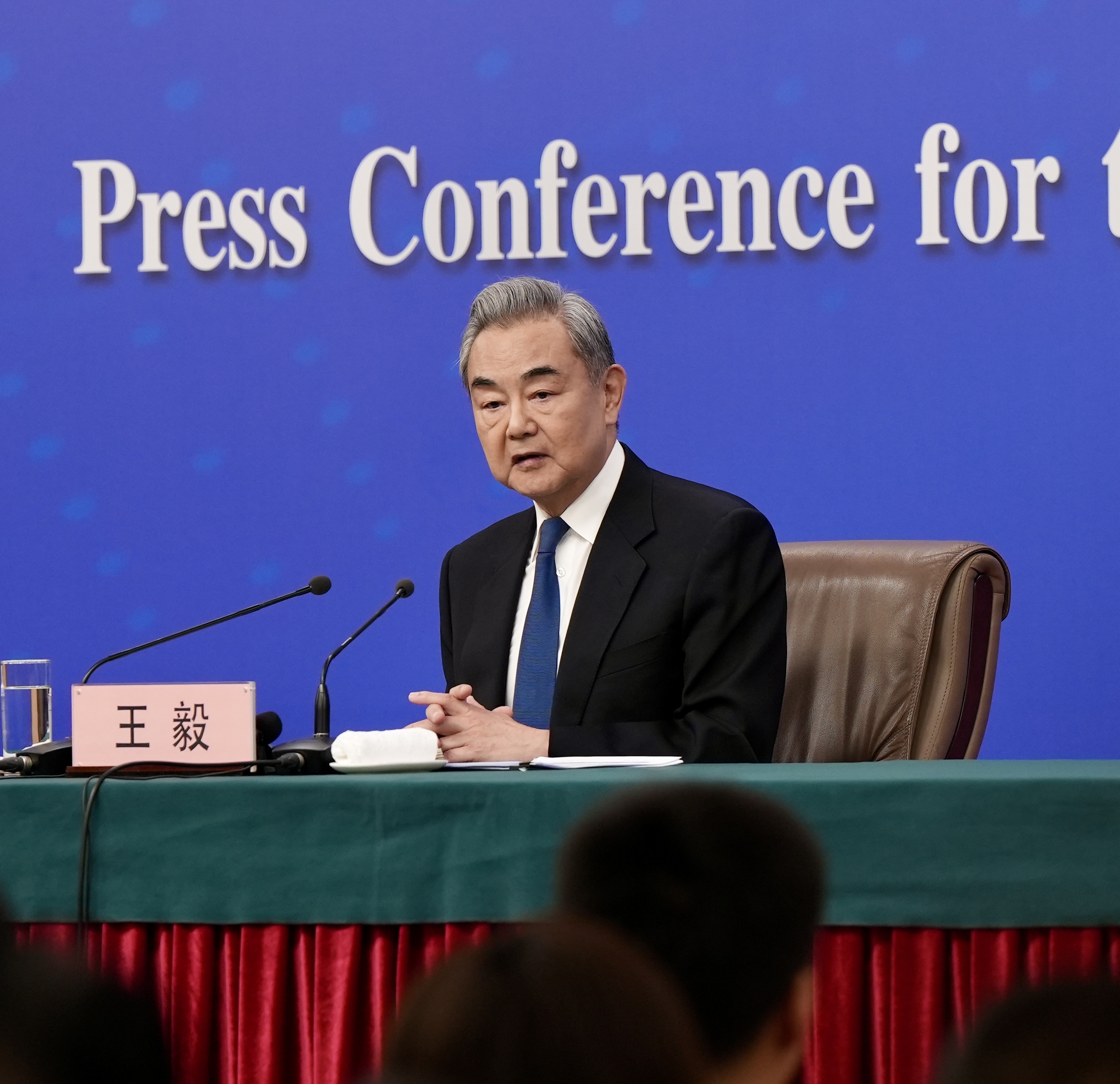  王毅：继续优化人员往来政策，进一步释放免签红利