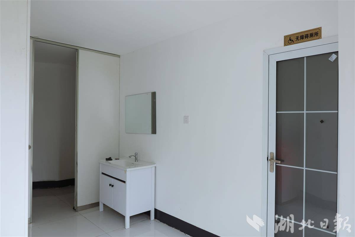 樱花造型！两座3D打印厕所即将亮相汉马赛道(图3)