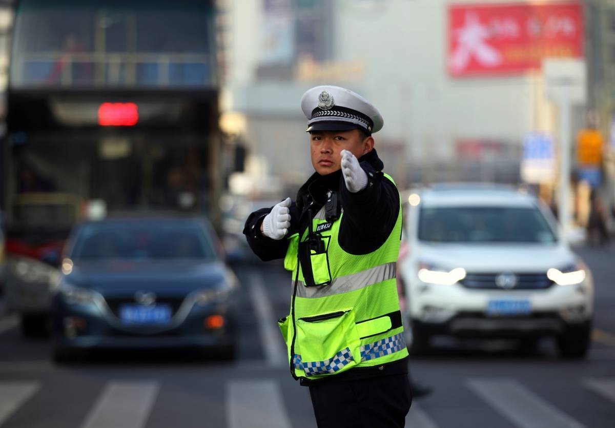 清明祭扫踏青，武汉交警发布出行提示