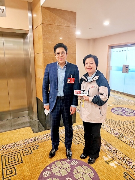 全国人大代表霍启刚接受极目新闻独家专访 香港发展冰雪经济亦大有可为