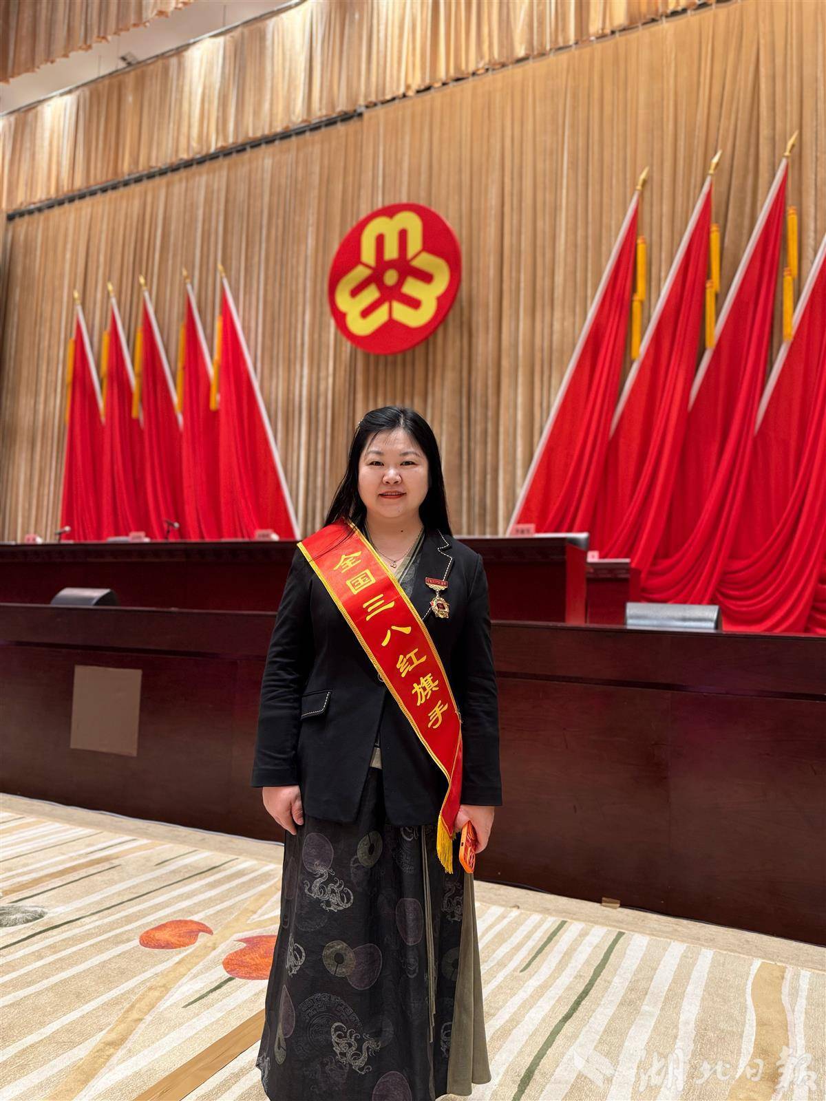爱“折腾”的她 从织布机走向领奖台