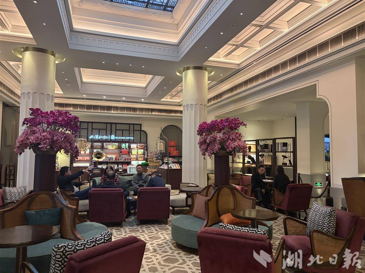 探店江汉路，解锁“潮”能力