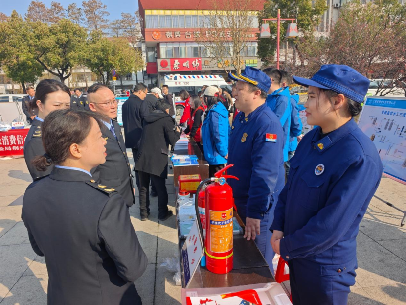  公安县消防开展“3·15”消防产品主题宣传活动