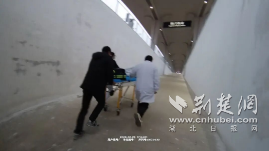 暖心！荆门西站紧急救助高铁突发疾病旅客