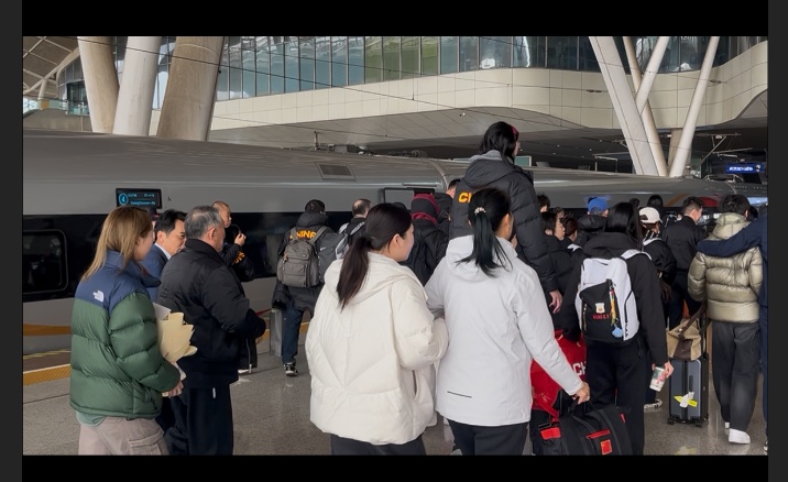 中国女篮群星抵汉备战！武汉已万事俱备