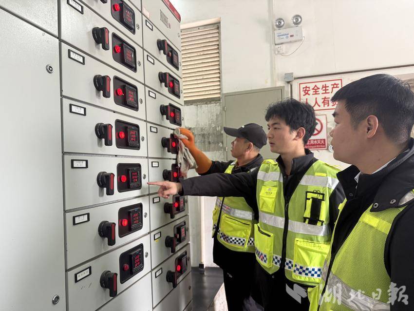 应城西收费站:绷紧春季“安全弦” 护航站区保畅通