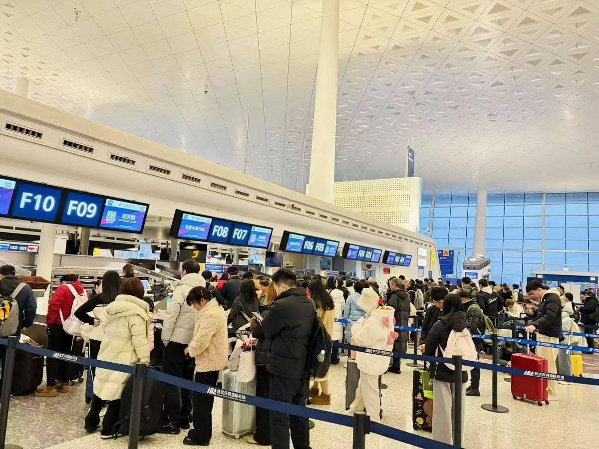 创新高！东航春运在汉运输旅客超100万人次