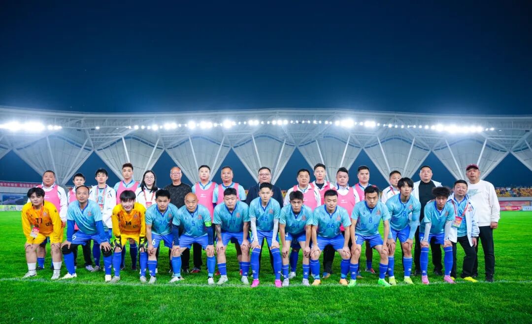  安陆绿茵场上的“师生档”，九年热爱接力跑