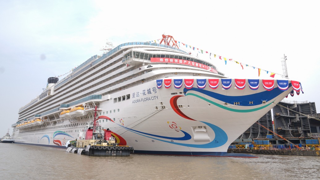 巨轮出坞，邮轮经济渐成消费新热点