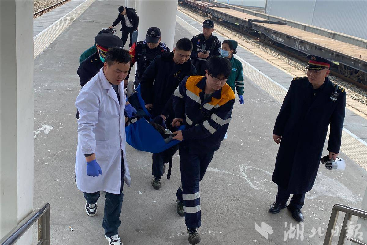  母女平安！母子平安！春运路上，K643次列车两度“托举”生命