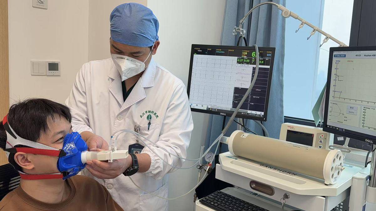 心肺极限报警，肺科医院为跑马选手“排雷”