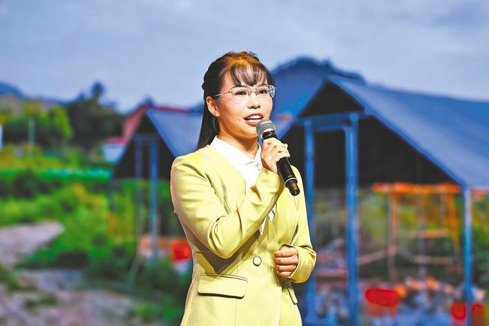 新农人田淑娴 在田边建起生态农业实验室