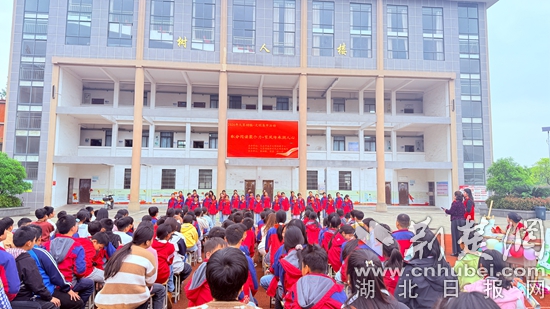 大冶市大箕铺镇多部门联合举办阅读主题文明集市