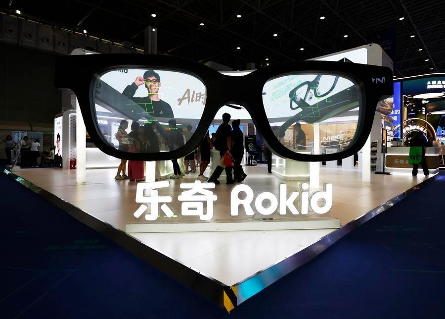  AI rewires consumption