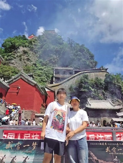 和舅舅同时配型成功 他却说“我是妈妈的儿子，我来最合适” 十堰16岁少年捐髓救母获全网点赞
