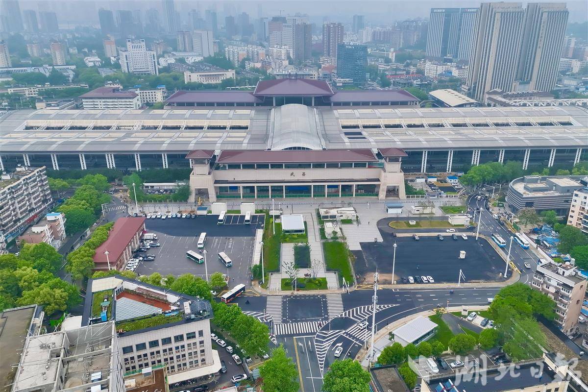 武昌火车站东广场即将焕新亮相