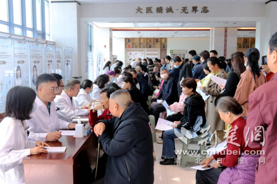 “中西合璧·共筑睡眠”睡眠专家义诊活动在荆门市中医医院举行