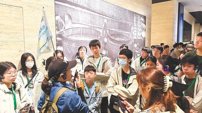  文旅消费热度领跑华中地区 青少年旅客数量大幅增长 湖北这个春假“含娃量”创新高