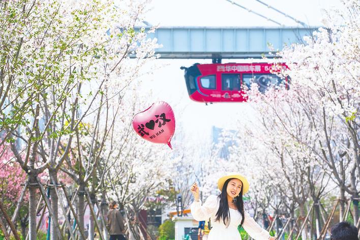 “希望回武汉建研发中心” 粤港澳大湾区80余位科创企业家“打卡”光谷