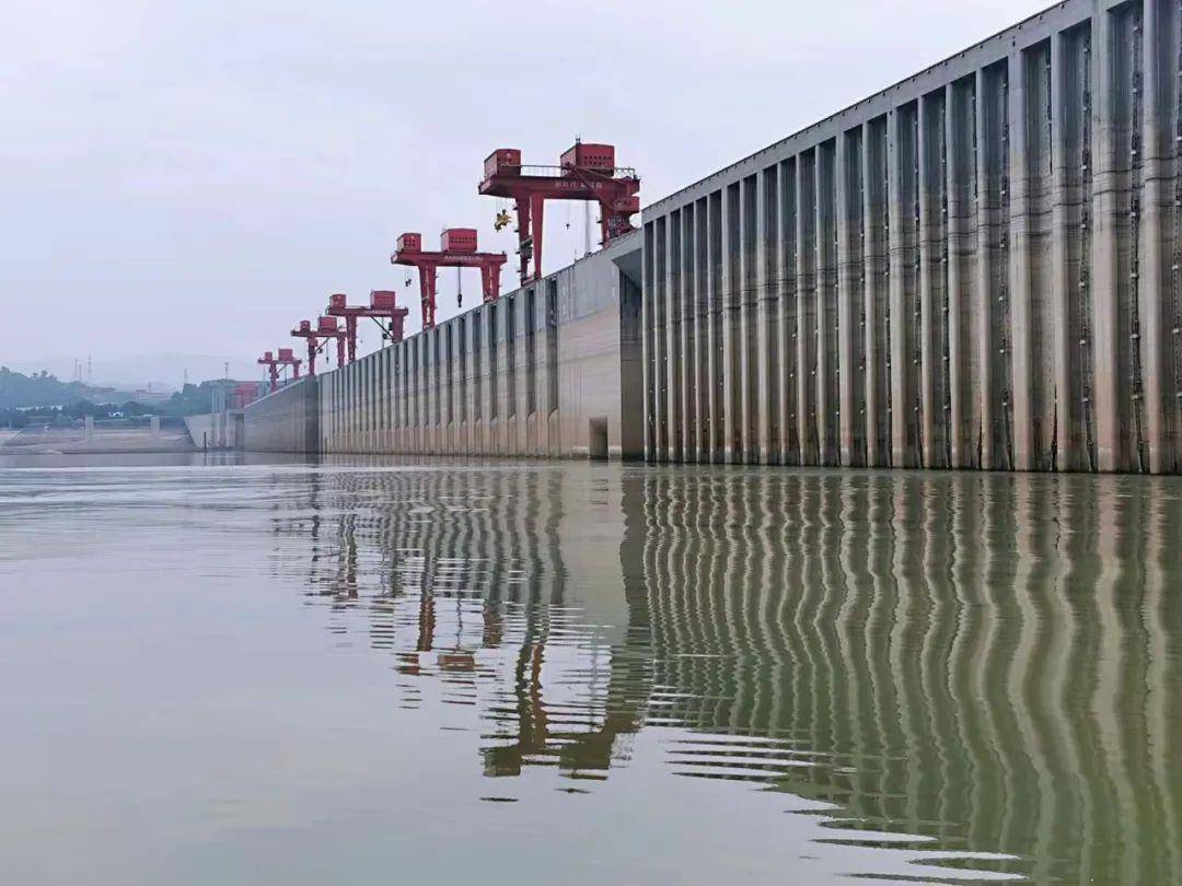 有序推进三峡等重点水库消落  长江委部署近期水旱灾害防御重点工作