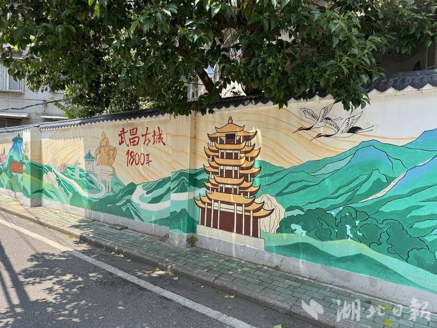  避开人群往这走！旅游城市武汉，里子就藏在——