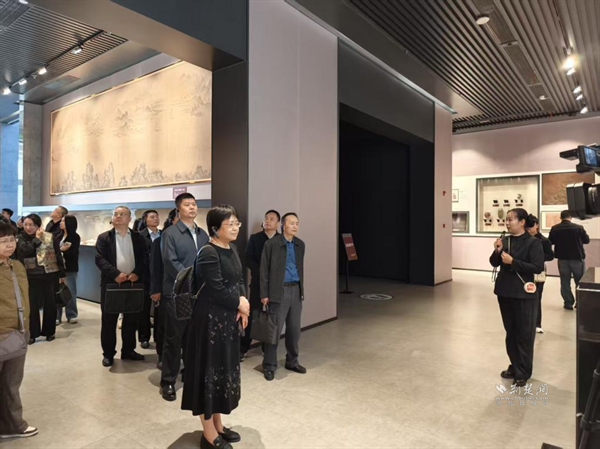 珞珈山街道人大联组走进昙华林：在基层一线践行全过程人民民主