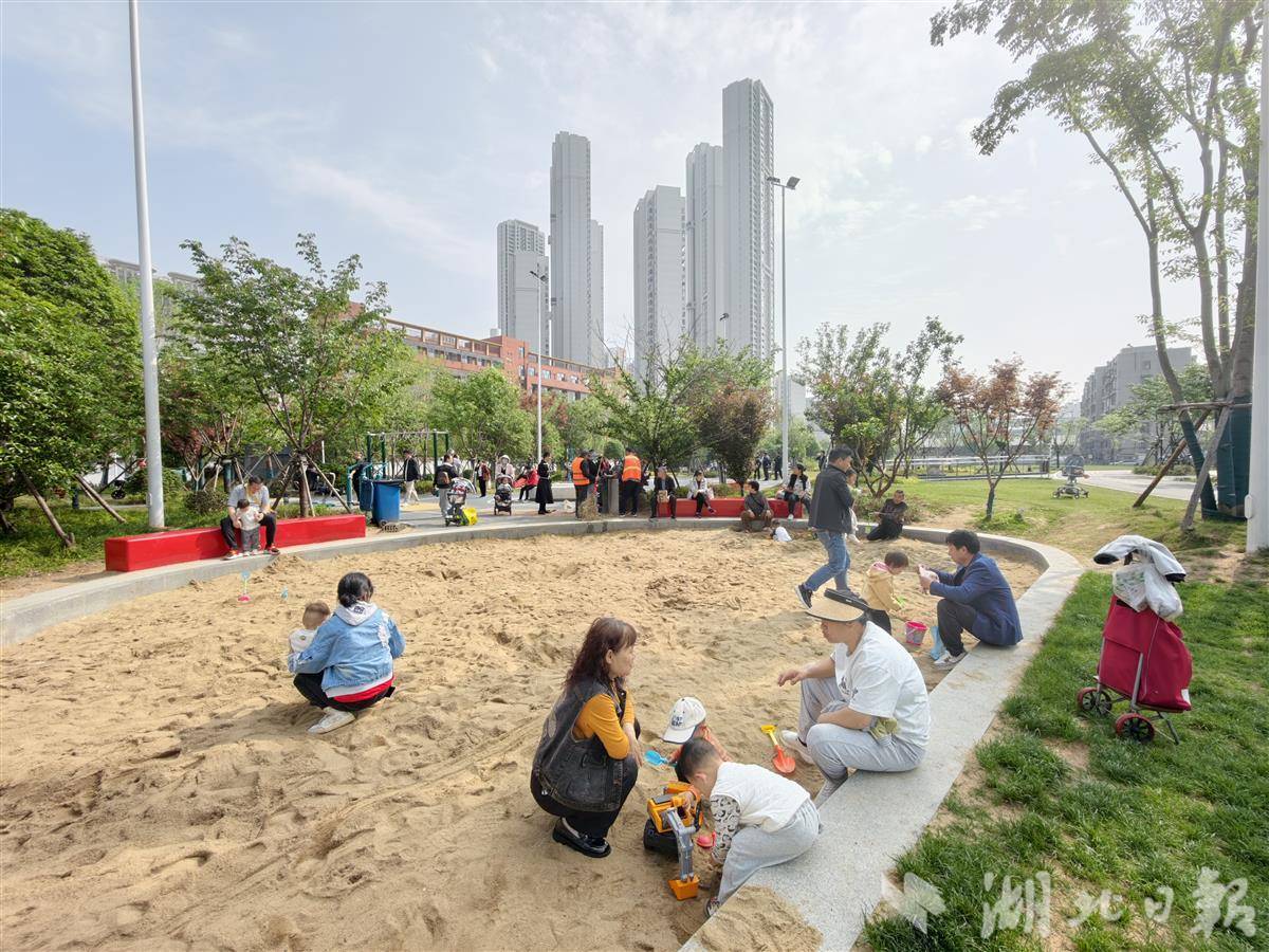 告别违建菜地、告别臭味！巡司河畔一片绿地这样重生