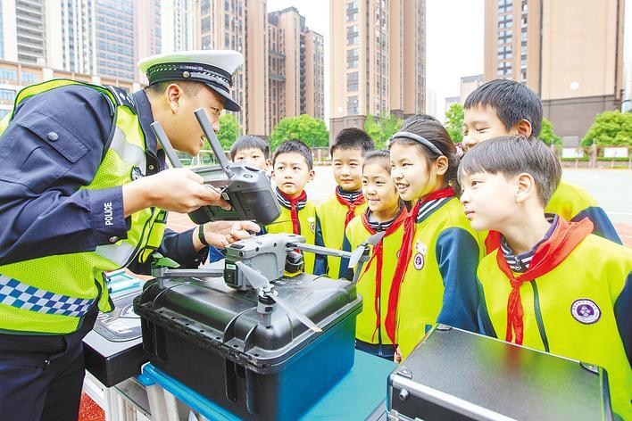 湖北襄阳：安全教育进校园