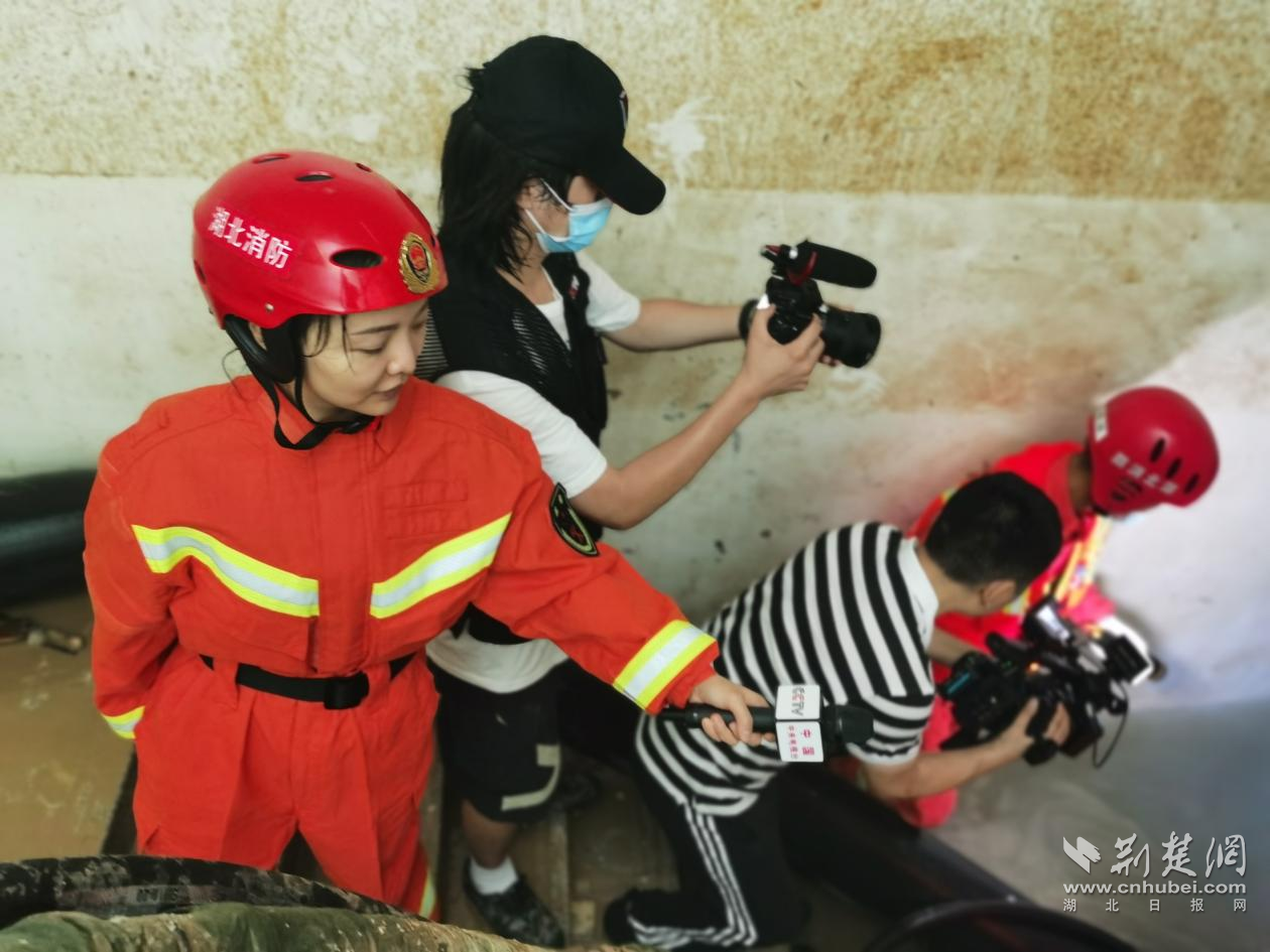 湖北消防两人接连荣获全国表彰——刘雅进荣获全国五一劳动奖章，陈新锐获评全国新时代青年先锋