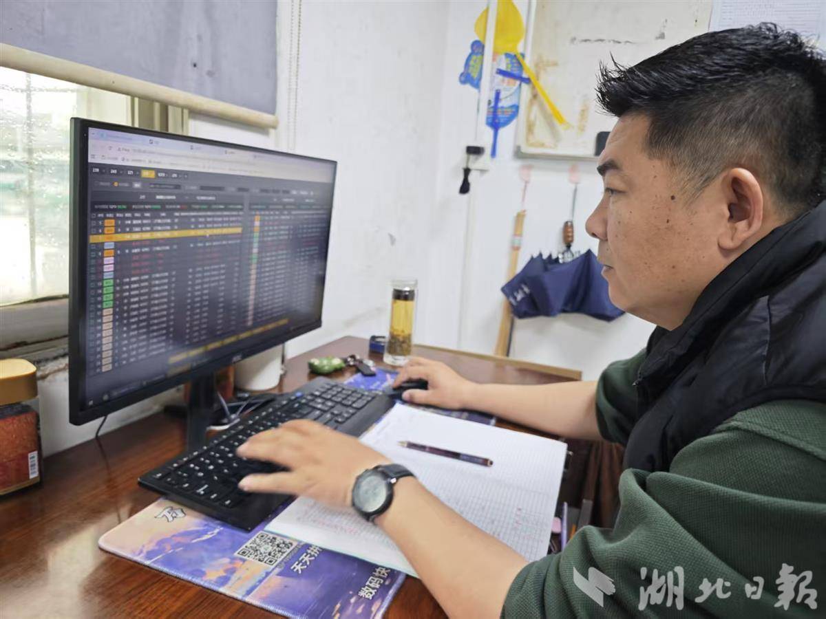 智能调度、实时监测，武汉公交多措并举应对暴雨天气