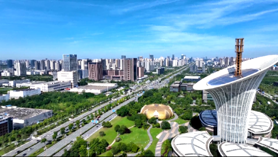 AI时代的底牌，为何藏在一根“头发丝”里？50年前武汉埋下伏笔！